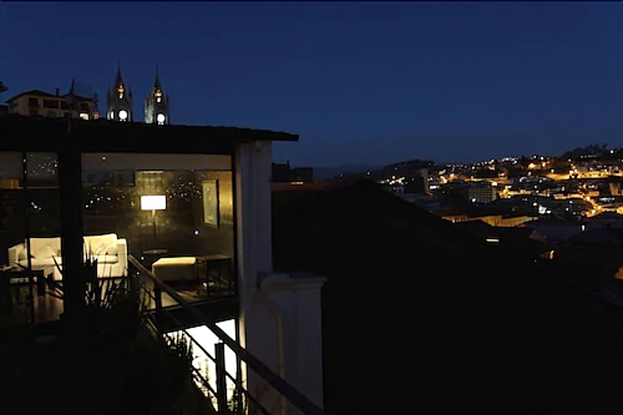 Hotel Casa Gardenia Quito Esterno foto
